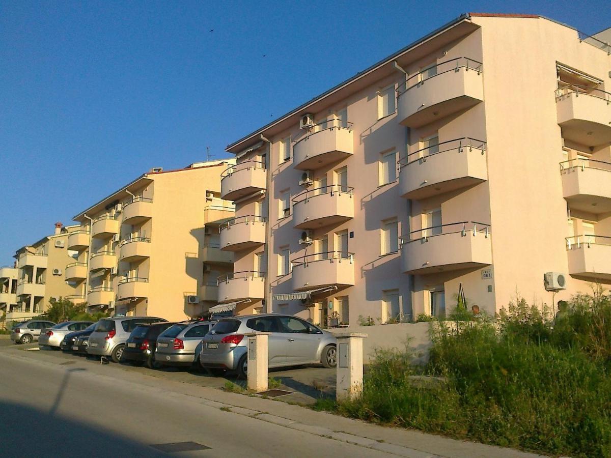 Apartment Jasna Premantura Exteriér fotografie